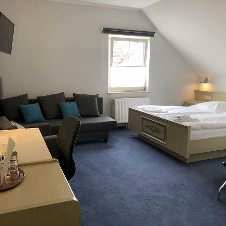 Zum Neuen Schwan Hotel Walluf Eksteriør billede