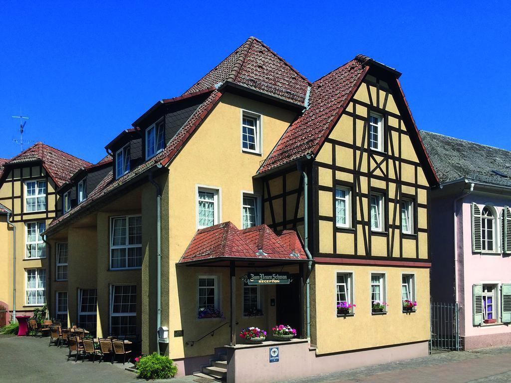 Zum Neuen Schwan Hotel Walluf Eksteriør billede